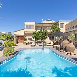 Bed & Breakfast Kwantu 1 Cape Town